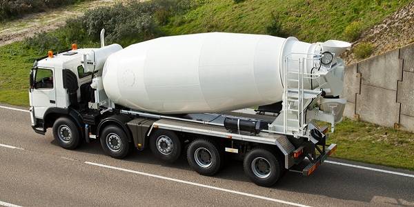 vrachtwagen betonmortel