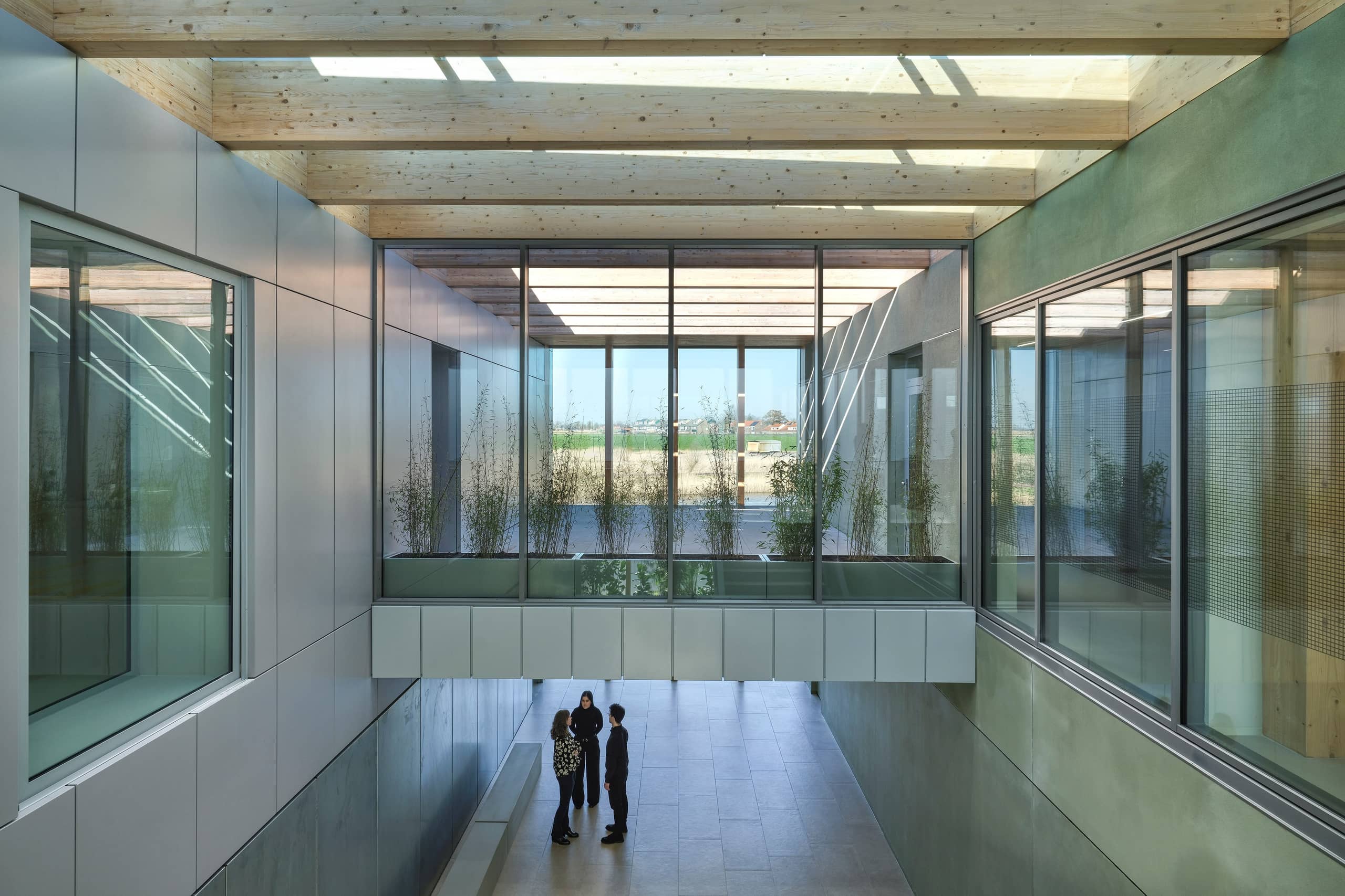 Rijkskantoor voor Justitie in Zaanstad, interieur