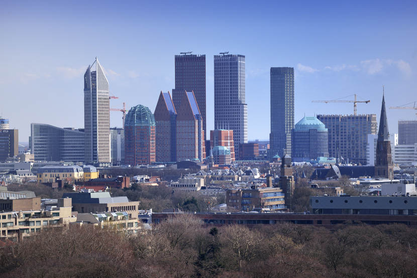 skyline van Den Haag, vanaf  Johan de Wittlaan