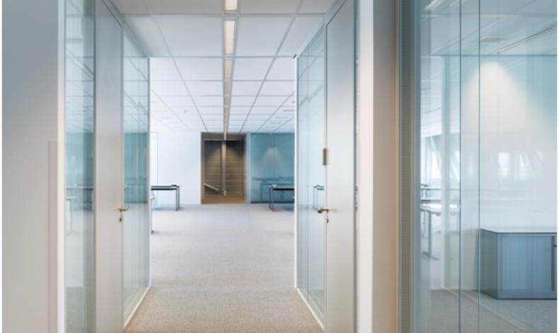 Kantoorruimte in het Joint Inspection Center op Schiphol