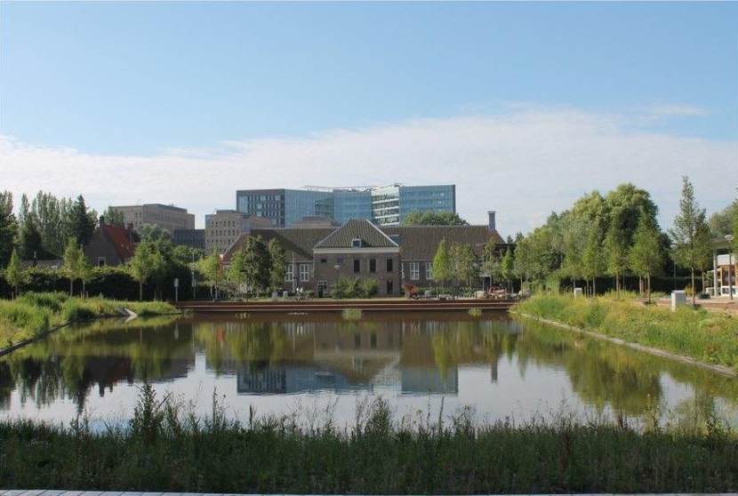Leiden, Pesthuislaan 1-7, Pesthuiscomplex