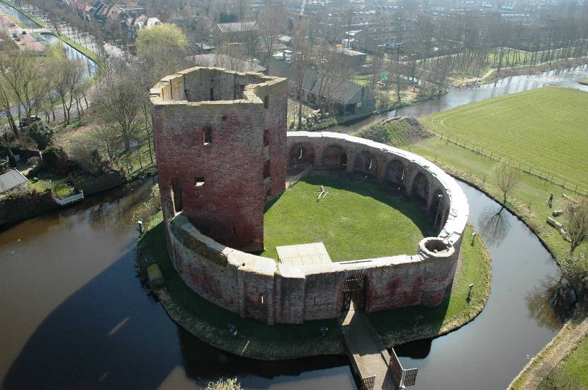 Ruïne van voormalig Slot Van Teylingen, Voorhout, Zuid-Holland